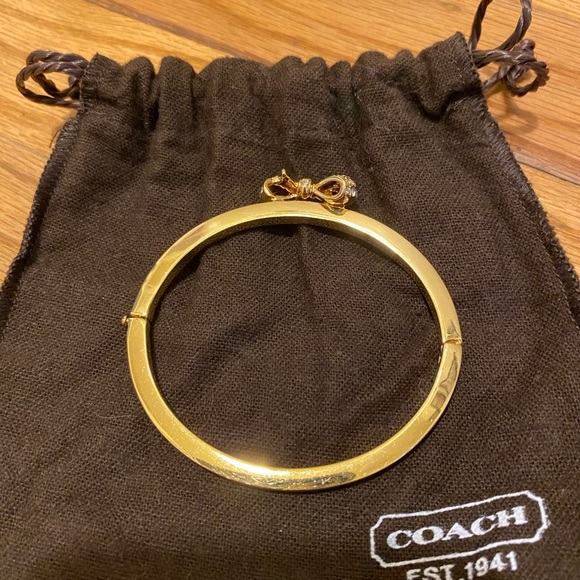 Coach Hinged Bangle Bracelet Rhinestone Bow NEW - Picture 9 of 9